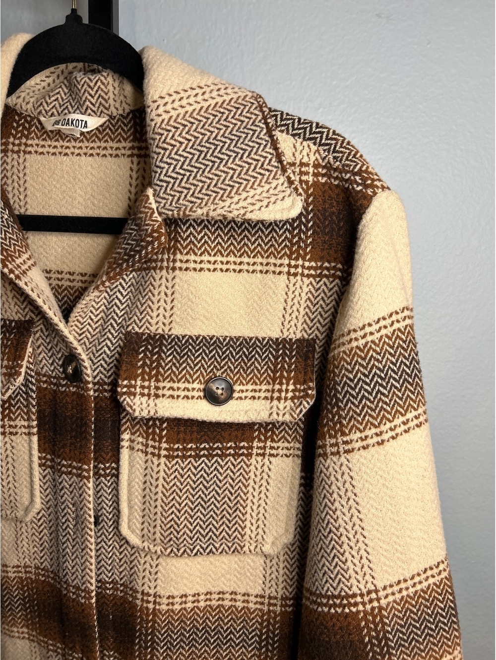 BB Dakota Women's Plaid Button-Up Jacket Shirt in Brown and Cream, Size S